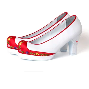 Dél-Korea Behozott Női Esküvői szabad gyakran utcára menniük Horog Cipő / Fehér Hímzett Cipő, 5cm Magas Sarok /