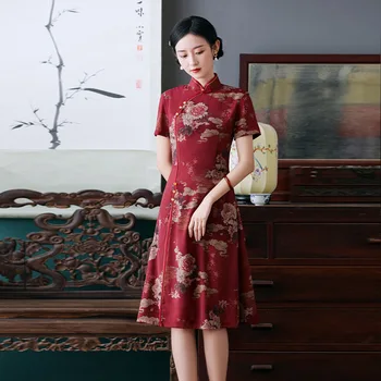 Új, Továbbfejlesztett Retro Hagyományos Kínai Ao Dai Cheongsam Elegáns Napi Kifutón Esküvői Anya Qipao Estélyi Ruha Nők